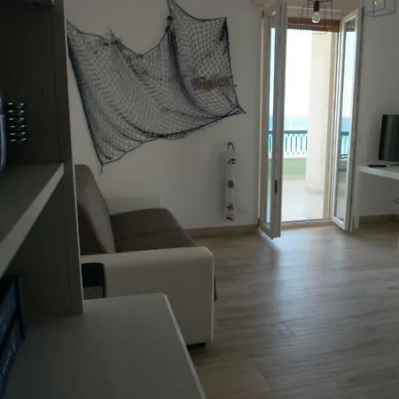 Apartment Attico Galilei Fronte Mare By Salentoville *