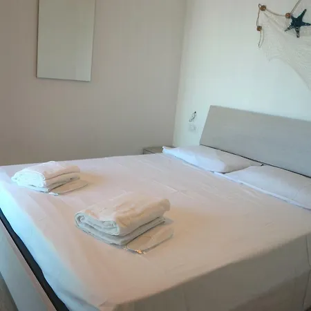 Apartment Attico Galilei Fronte Mare By Salentoville *